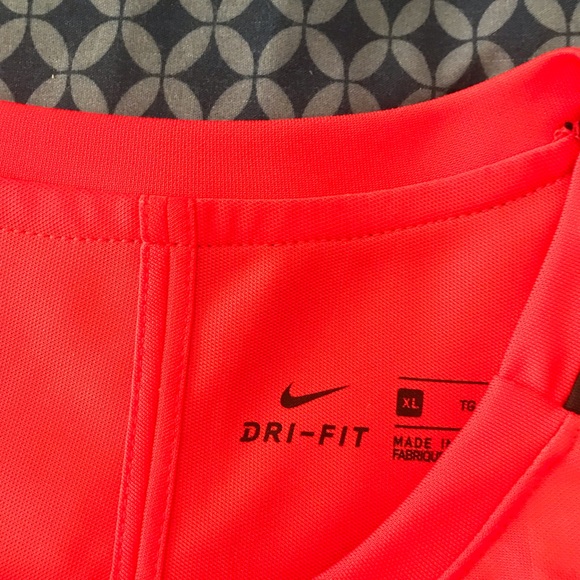 Nike Dri fit Soccer Training Shirt All Over Swoosh Nike Logo - Picture 5 of 9